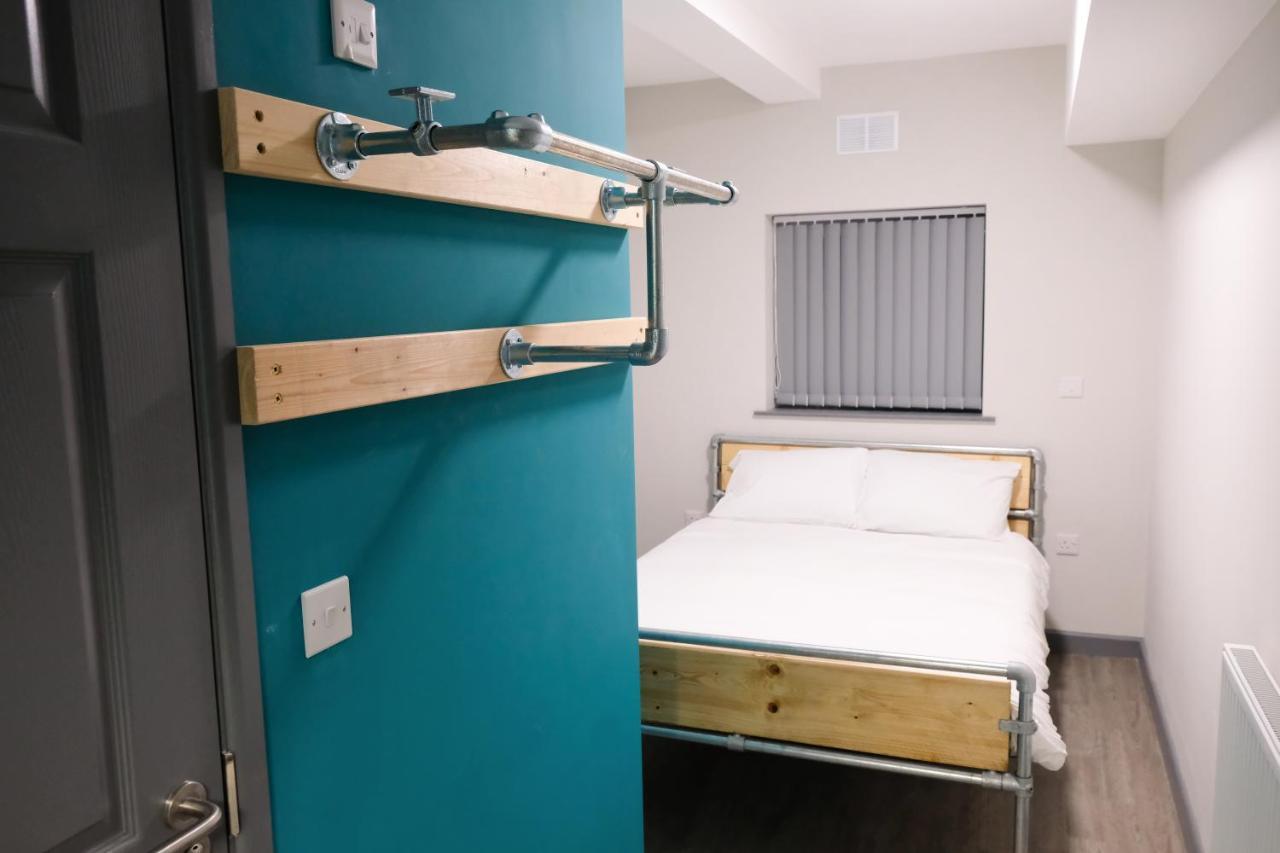 Cwtsh Hostel Swansea Buitenkant foto