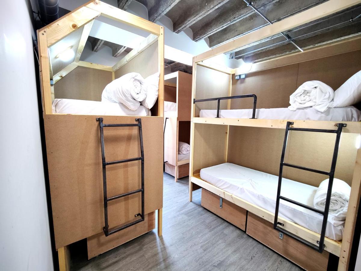 Cwtsh Hostel Swansea Buitenkant foto